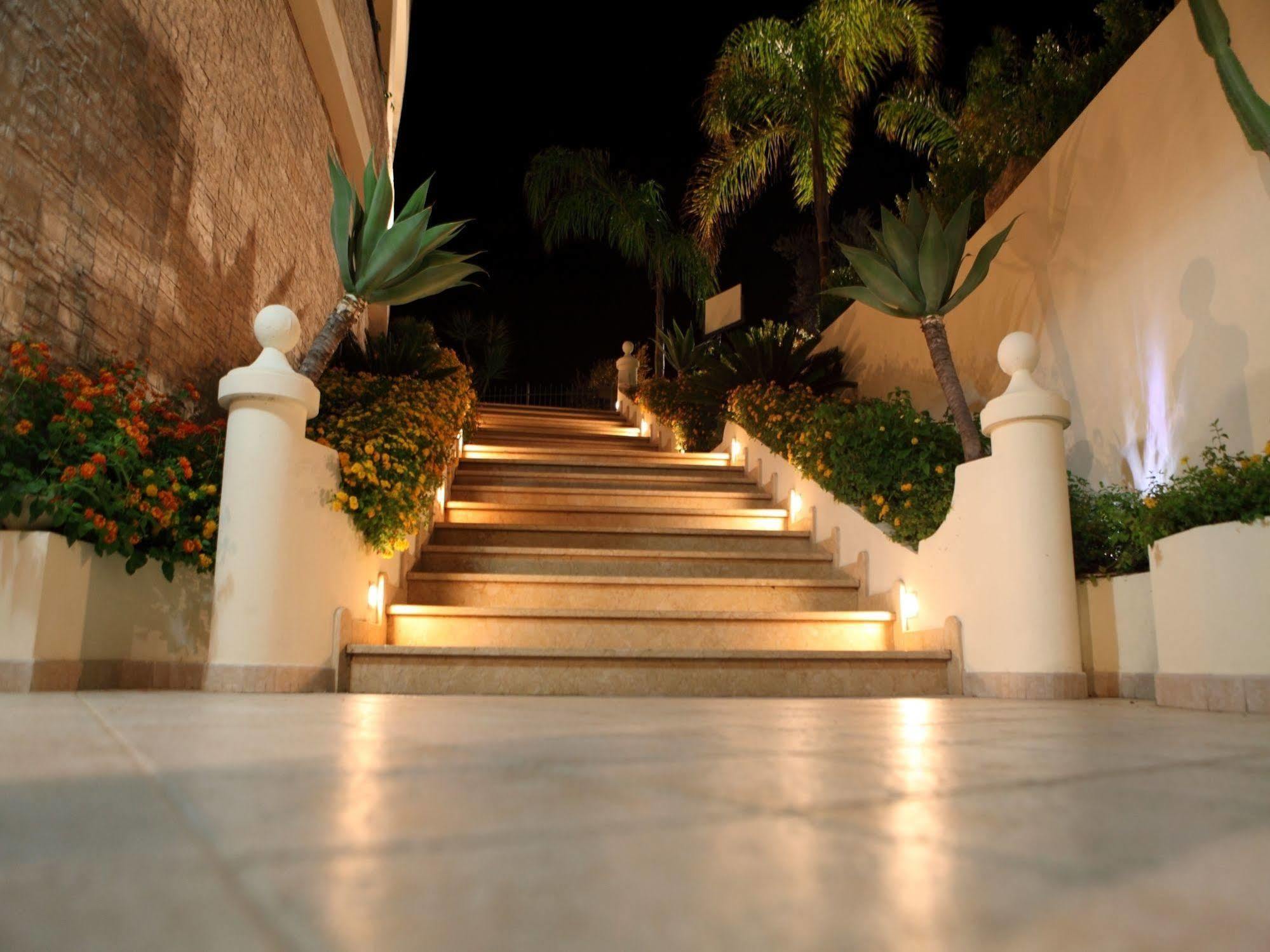 Blu Tropical Resort Zambrone Exterior foto
