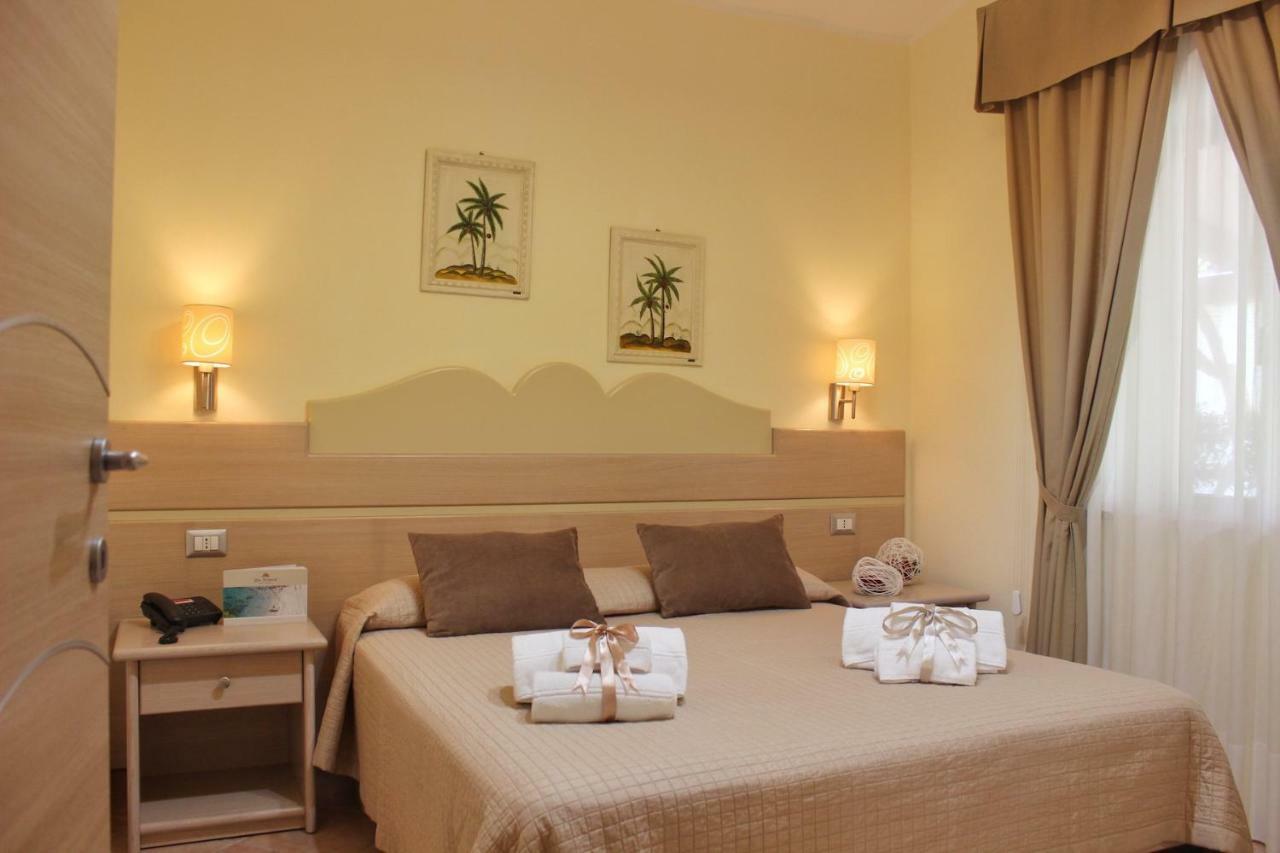 Blu Tropical Resort Zambrone Exterior foto